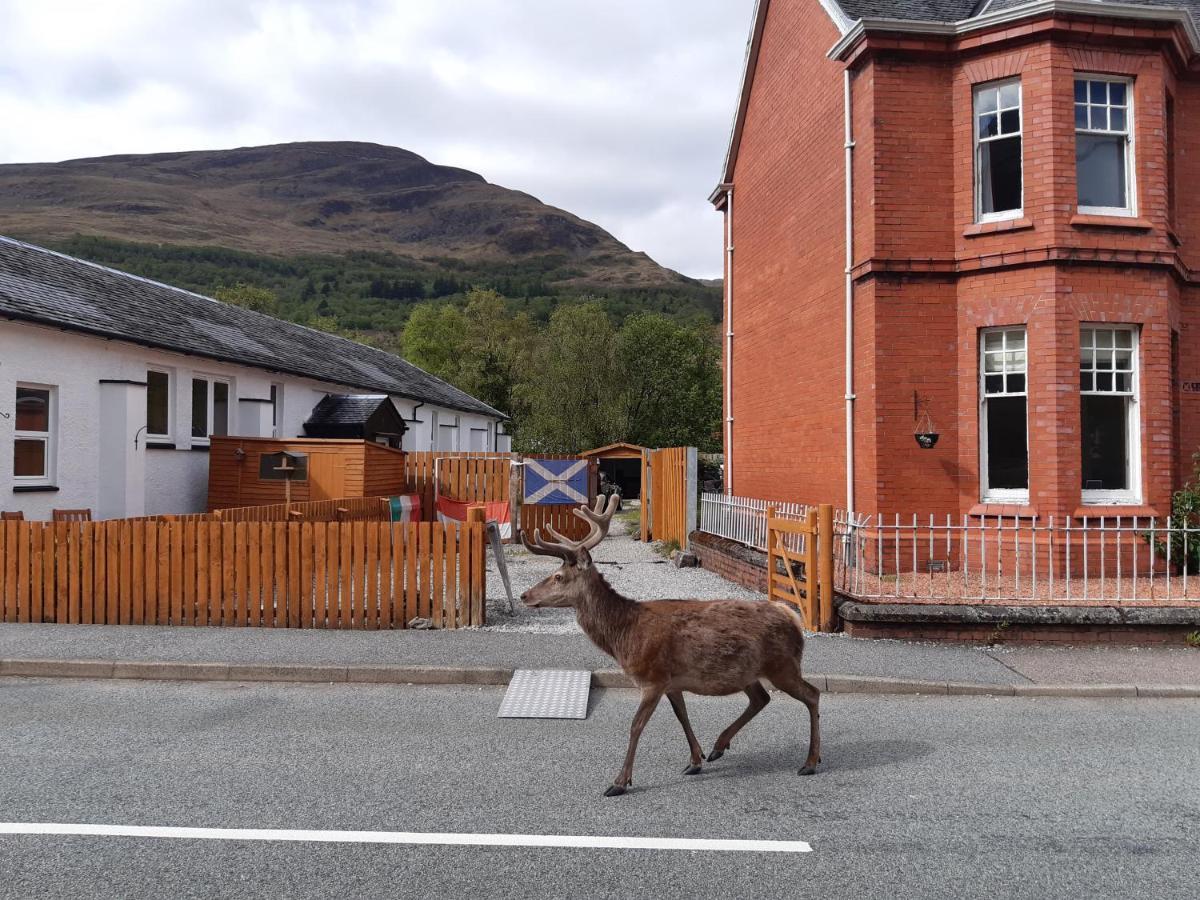 Etive Pod, West Highland Way Holidays キンロックリーバン エクステリア 写真